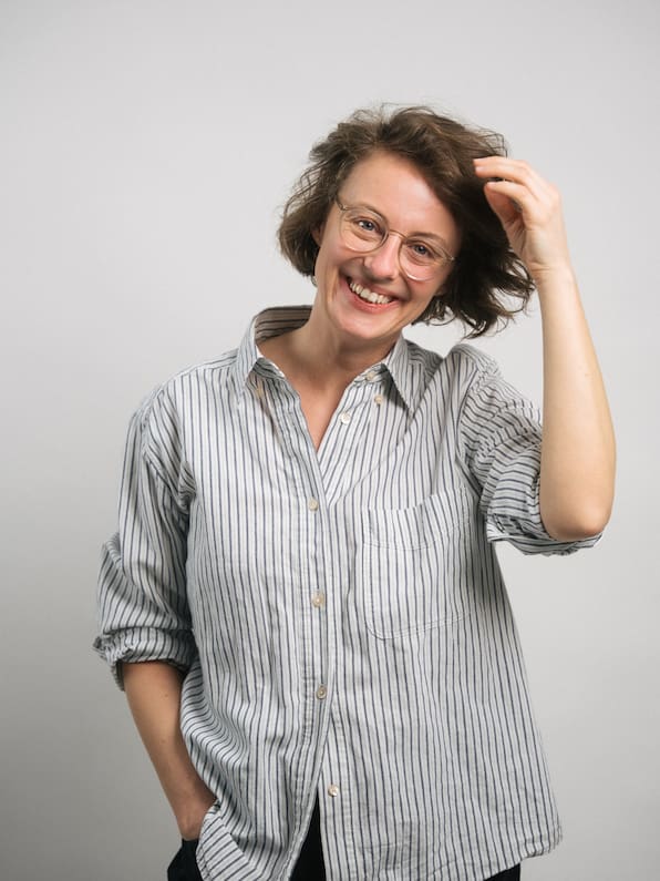 Tag des Zuhörens: Autorin Anja Schauberger über den Unterschied zwischen hören und zuhören