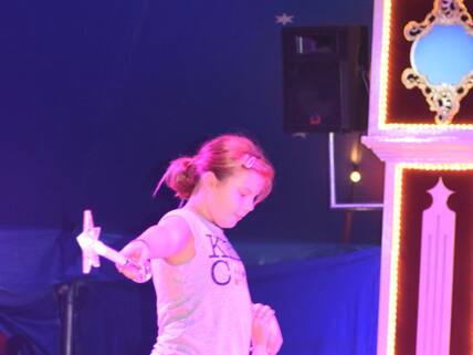 Auch Seiltanz gehört im Zirkusprojekt dazu.